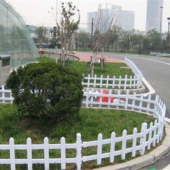 江蘇泰州海陵pvc護(hù)欄配件安徽六安霍山縣pvc塑鋼變壓器護(hù)欄