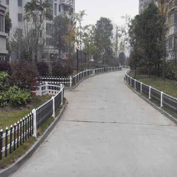 浙江杭州濱江pvc塑鋼花園護(hù)欄廠家安徽蕪湖鏡湖pvc塑鋼變壓器護(hù)