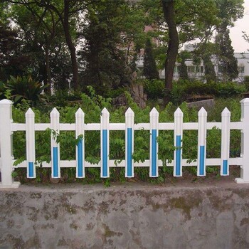 浙江金华磐安县pvc小区护栏江苏苏州常熟花园栅栏都有什么材质的