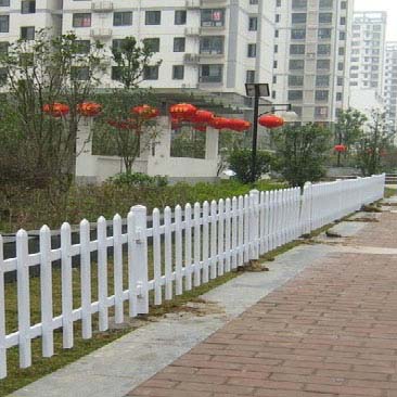 广西壮族自治贵港港北pvc电力塑钢护栏50公分高草坪护栏