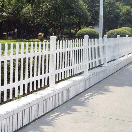 甘肃白银靖远县道路塑钢护栏生产商木纹色草坪护栏