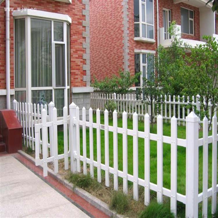 pvc护栏草坪护栏多少钱草坪绿化围栏  草坪护栏尺寸