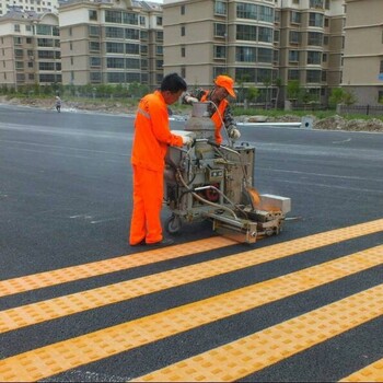 上饶沥青道路划线，上饶公路划线施工厂家，上饶停车场车位划线