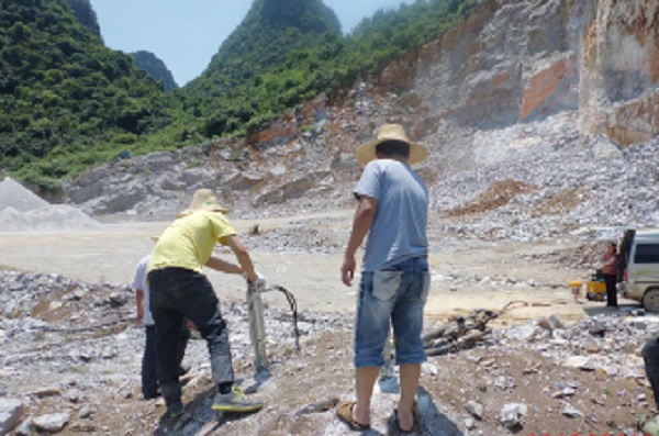 山东菏泽岩石设备价格