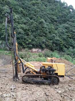 郊区公路修建膨胀剂效率太低用什么机器