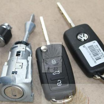 郫县配汽车钥匙犀浦团结附近改装折叠遥控钥匙电话