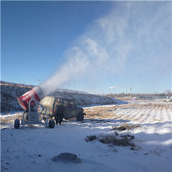 滑雪场建造前期需要投资价格人工造雪机造雪面积