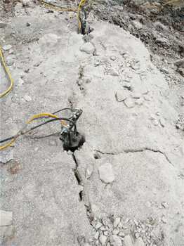 柳州市破碎劈裂机采石场荒料大理石分裂机