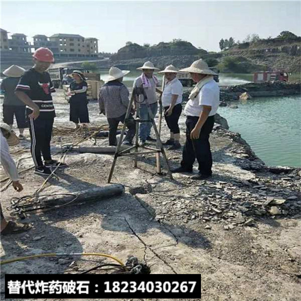 取代挖機破石裂石器低成本