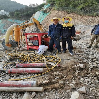 贵州土石方工程岩石破除裂石机现场施工案例