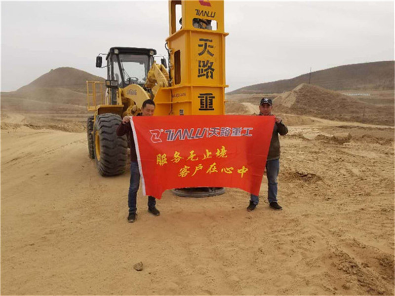 山西浮山装载机液压夯技术 ,宿州装载机液压夯