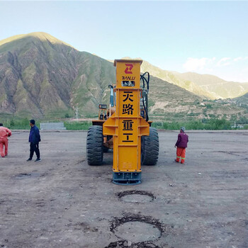 陜西乾縣小型液壓夯實(shí)機(jī)_夯實(shí)機(jī)械大全