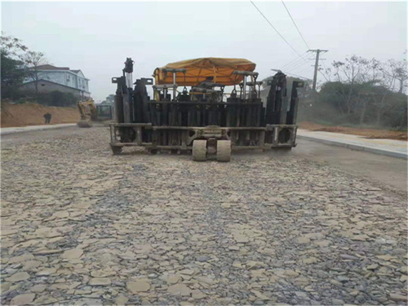 出租-沥青路面破碎机小型环保再利用无锡宜兴市