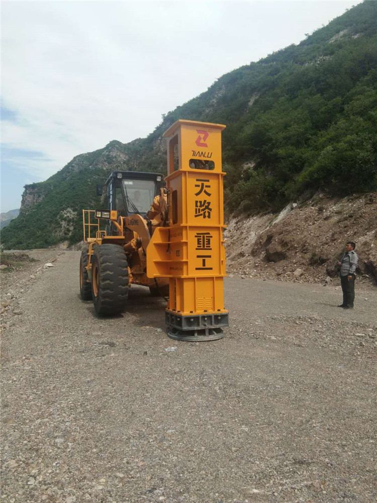 品質(zhì)-廣東東莞寮步液壓夯實(shí)機(jī)標(biāo)準(zhǔn)型號(hào)