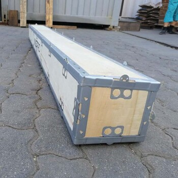 青岛厂家销售木箱免熏蒸定做五金包装常用
