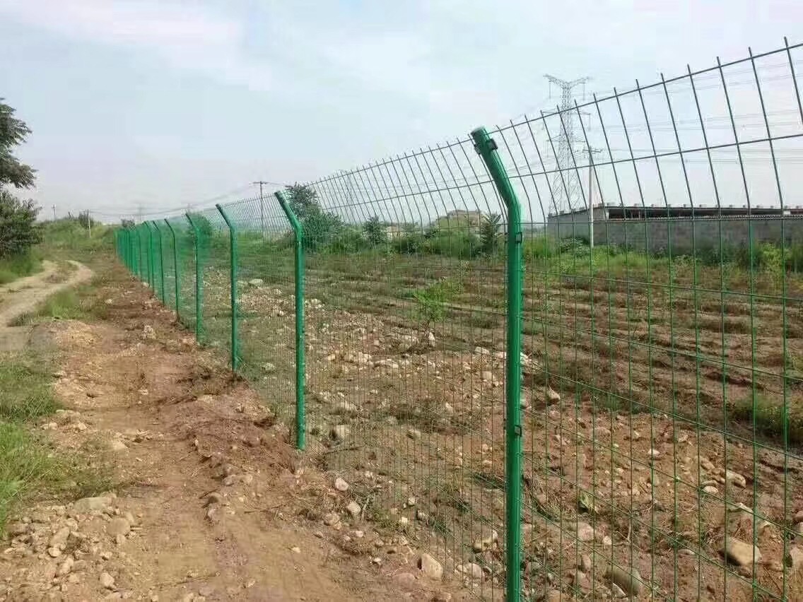 山西护栏网厂家供太原圈玉米网养殖护栏网价格