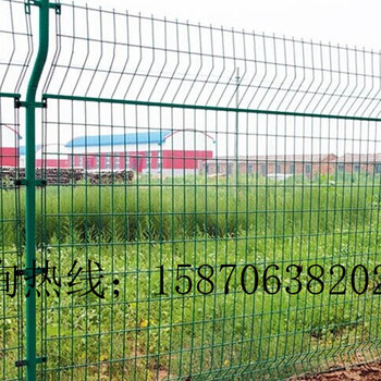 吉安雙邊絲護欄網公路防護網峽江縣圍欄鐵絲網圈地養(yǎng)殖防護網可定做