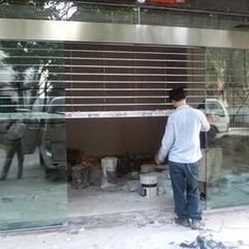上海杨浦区杨浦公园办公室玻璃隔墙安装上海门锁安装