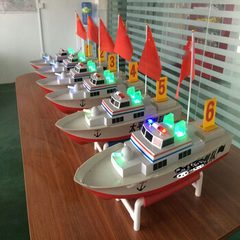 大型游乐设备厂家水上遥控船新型游乐遥控船儿童游乐好项目