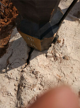 劈裂机管沟开挖石头分裂棒甘肃兰州多少钱
