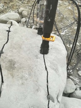石材岩石混凝土劈裂器机器陕西商洛