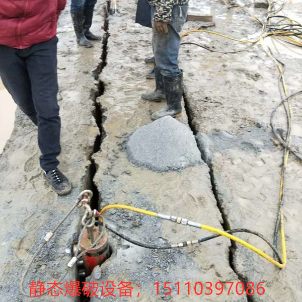 道路修建硬石头破除劈裂机福田区特点介绍