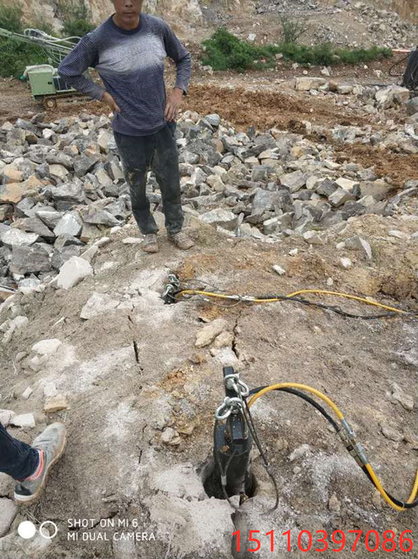 内蒙湖南基坑挖掘岩石胀裂机