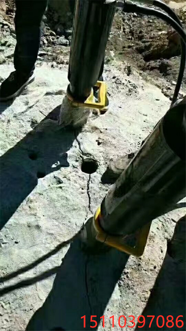 溧陽玄武石工程修建劈裂機使用效果
