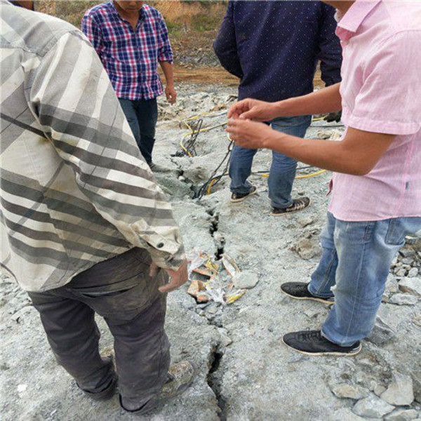 取代挖机破石致裂石头机福建厦门矿山开采机械