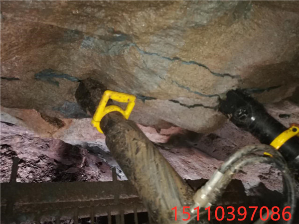 襄阳市地下室挖基础拆除劈裂器