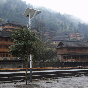推薦果洛太陽(yáng)能路燈價(jià)格