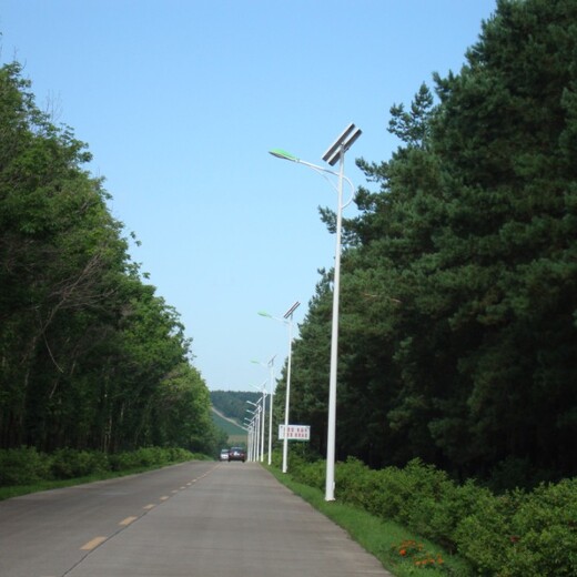 普洱8米太阳能路灯厂家