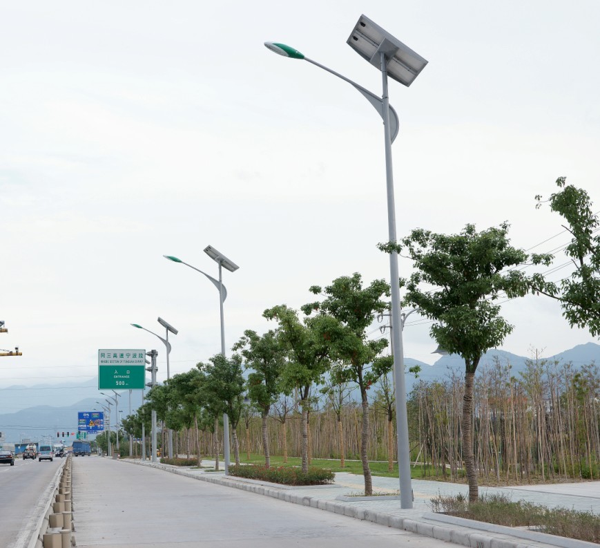 重庆9米太阳能路灯厂家
