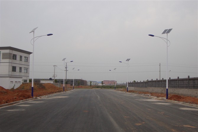 咸寧6米太陽(yáng)能路燈價(jià)格