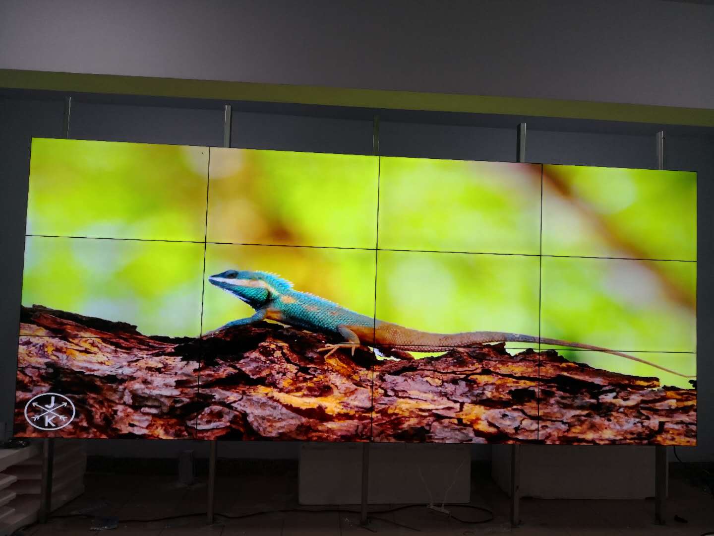 艾丽视LG49寸3.5毫米拼缝高清液晶拼接屏监控拼接大屏幕