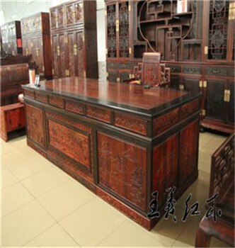 中式艺术大红酸枝写字台报价红木文化传承大师写字台家具