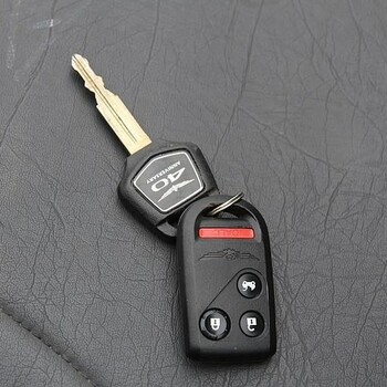 咸陽市涇陽縣汽車站附近上門配車鑰匙開鎖