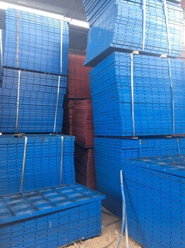 云南-钢模板厂家批发，二手今日3100/吨