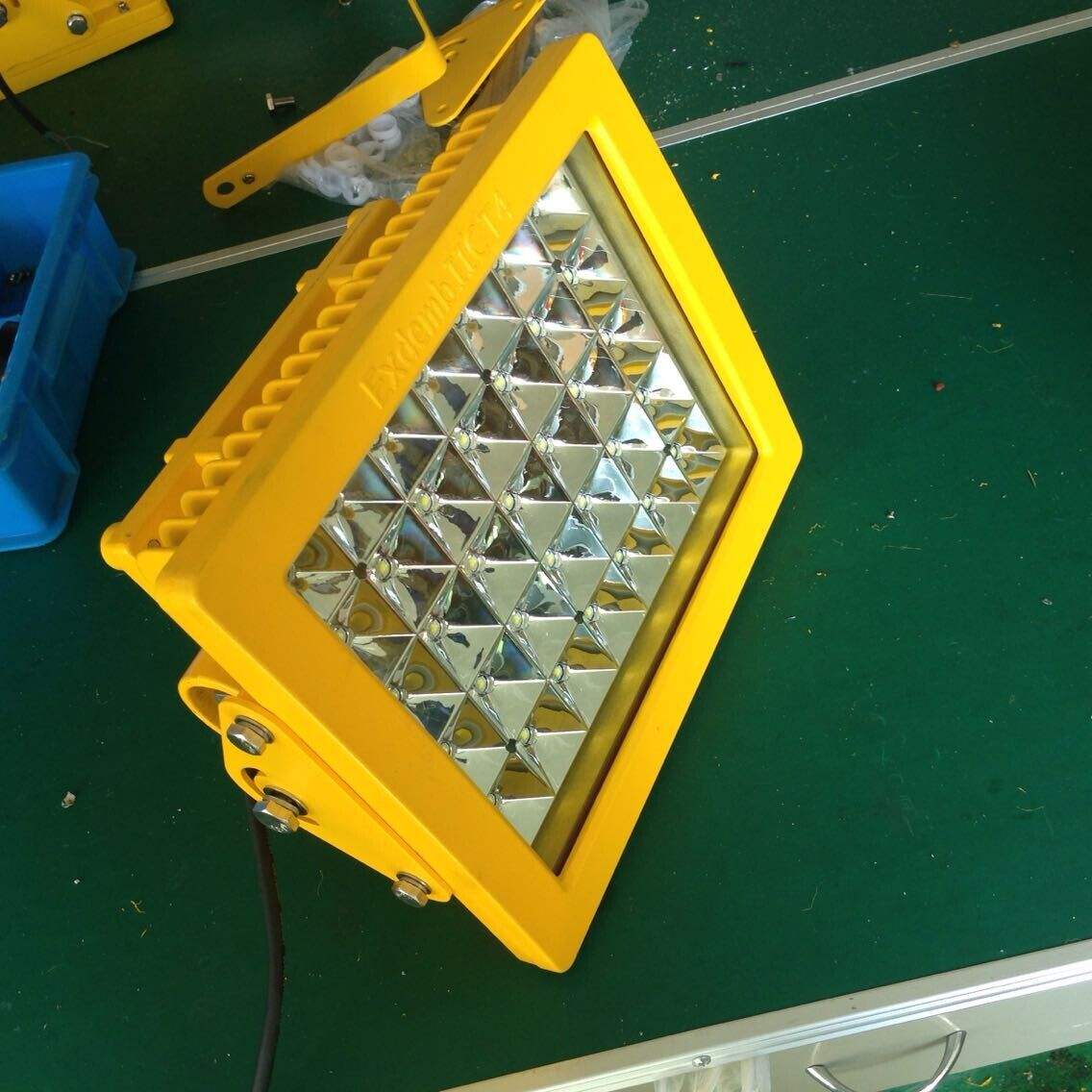 焦作LED防爆灯价格，焦作LED防爆灯造型