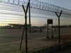 护栏网厂生产销售机场护栏网刺丝滚笼防护网