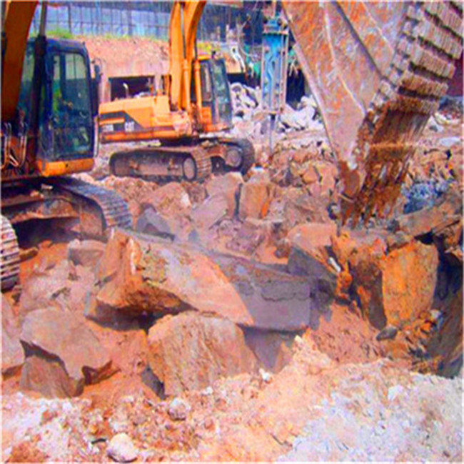 厂家：山西古交市矿山开采快速破硬石头的机械施工视频