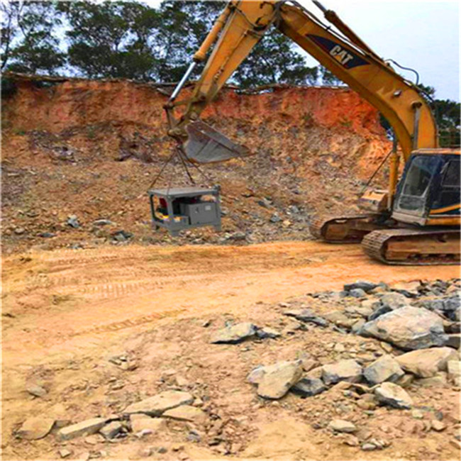 政建设挖地基坑平场地破石头机器内蒙乌兰察布