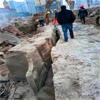 破石头岩石柱塞式分裂棒质保一年黑龙江黑河市