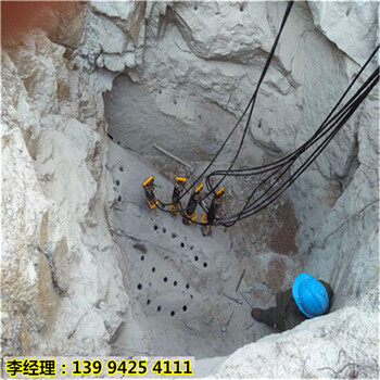 江苏姜堰开凿桩头取代风镐岩石分裂机代替人工