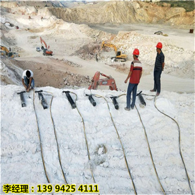 重庆巴南适合挖地基的破石头机器劈裂棒产品优点