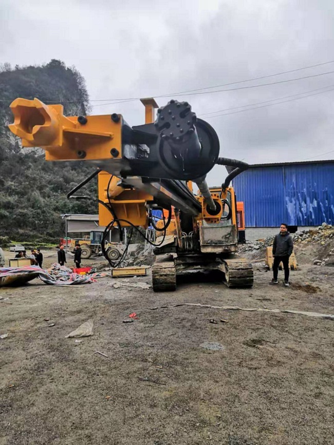 四川华蓥地基开挖硬石头静态爆破设备专破硬石头