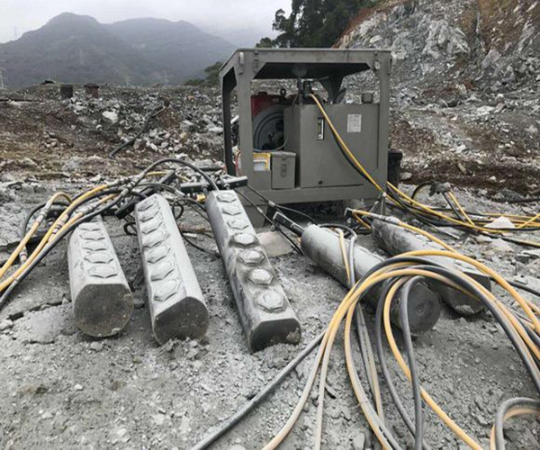 湖南长沙矿山开采硬石头效率快的机器如何开采