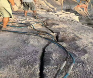 无声破石设备楔块式大型岩石破裂机江苏宿迁当地经销商图片0