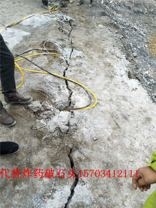 聊城工程趕工期堅硬巖石快速開挖拆除設(shè)備隧道掘進機械