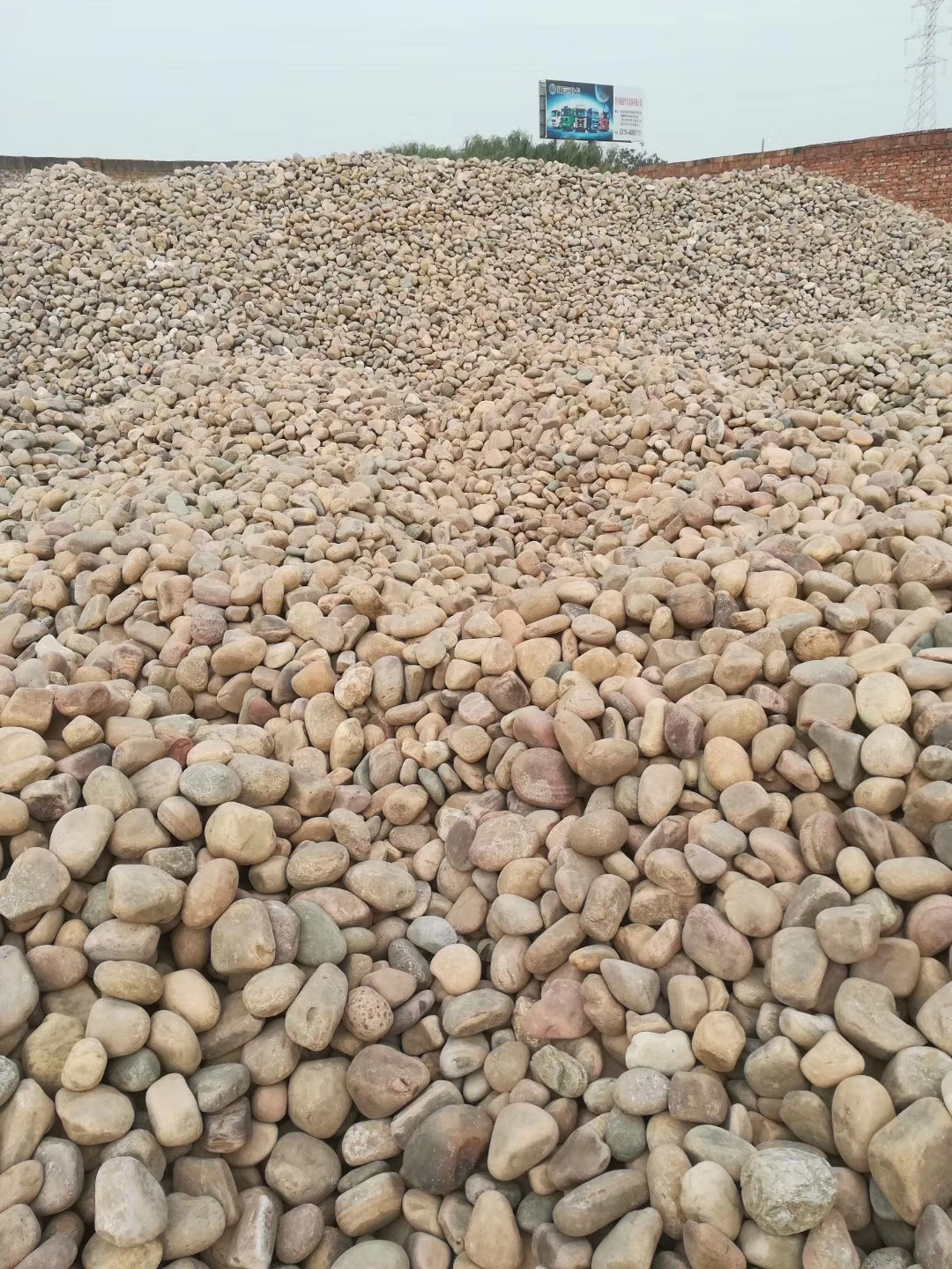 朔州懷仁縣鵝卵石朔州懷仁縣凈水處理鵝卵石墊層供應商